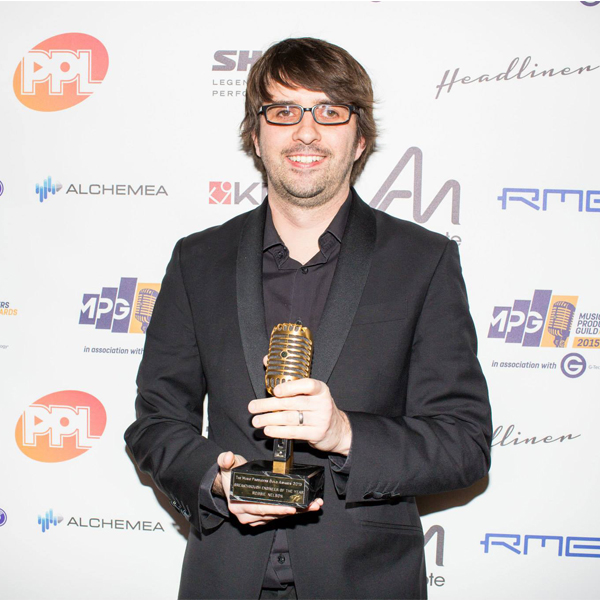 Robbienelsonweb