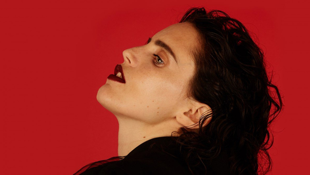 Anna-Calvi